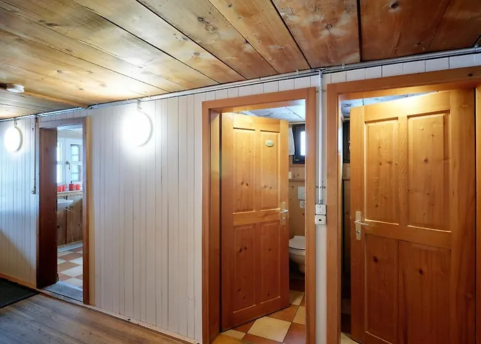 Gruppenwohnung Allegra Lejlighed *