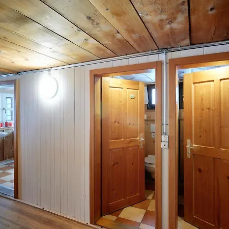 Gruppenwohnung Allegra Apartmán *